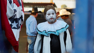 FX renews <i>Baskets </i>for a fourth season<em></em>